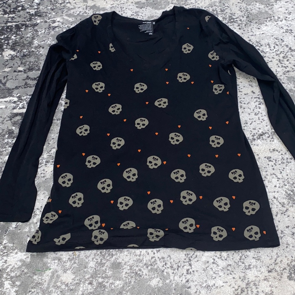 Old Navy Black Skeleton graphic Skull Long Sleeve T-Shirt